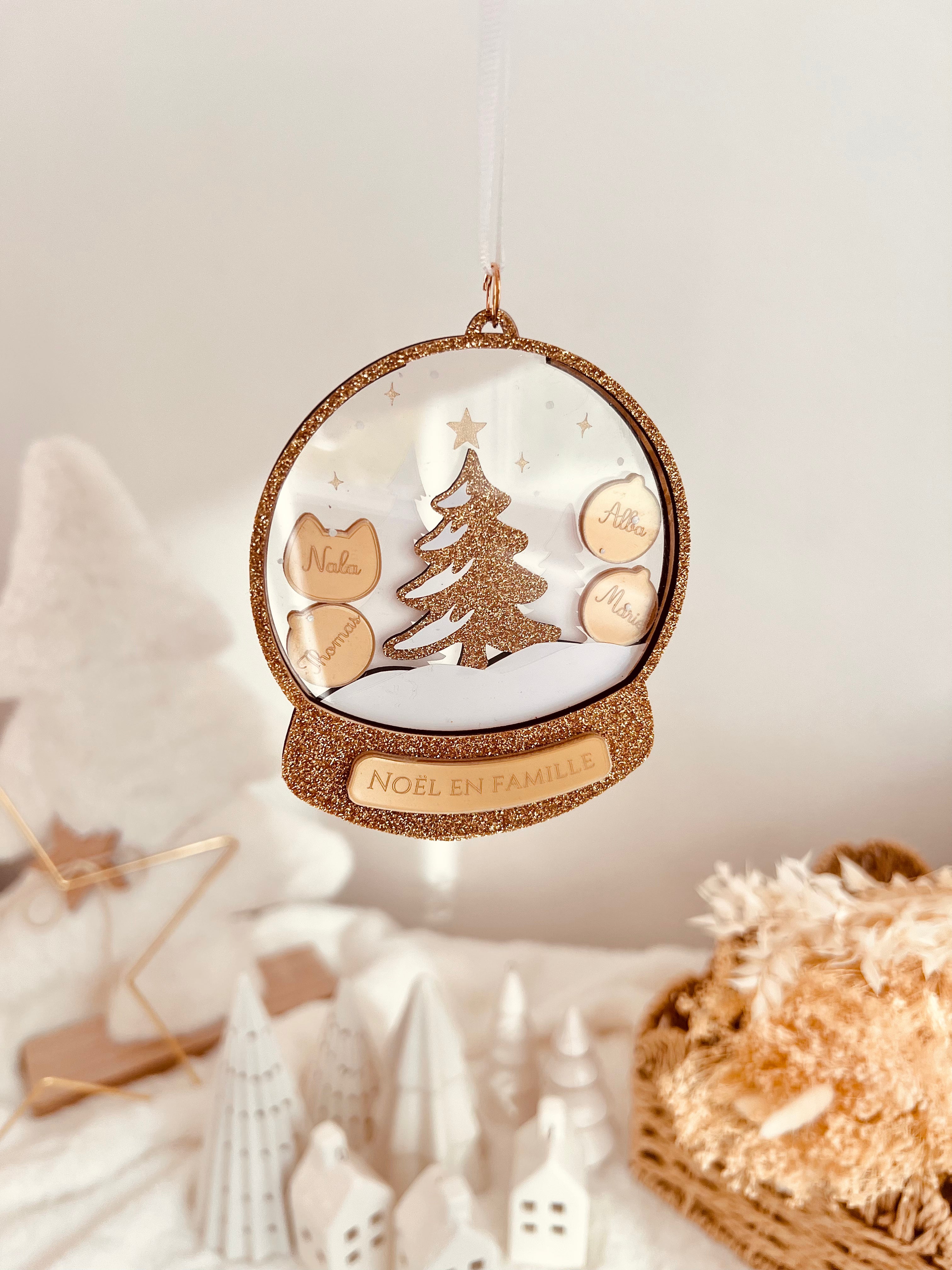 Ornement de Noël - boule plate famille