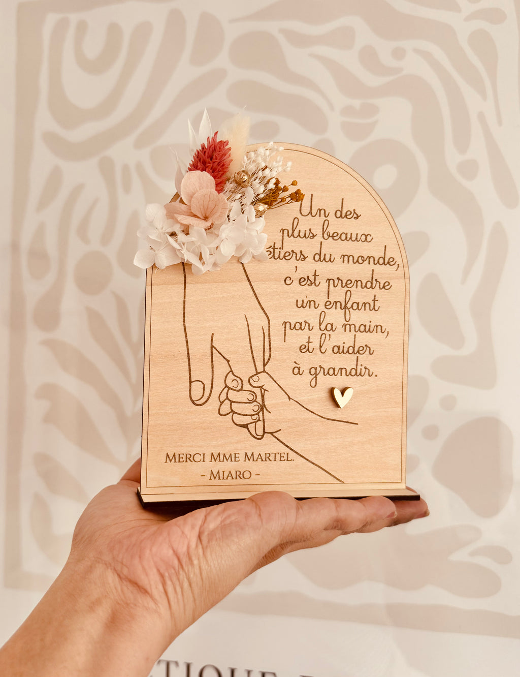 Cadre arche en bois et fleurs séchées