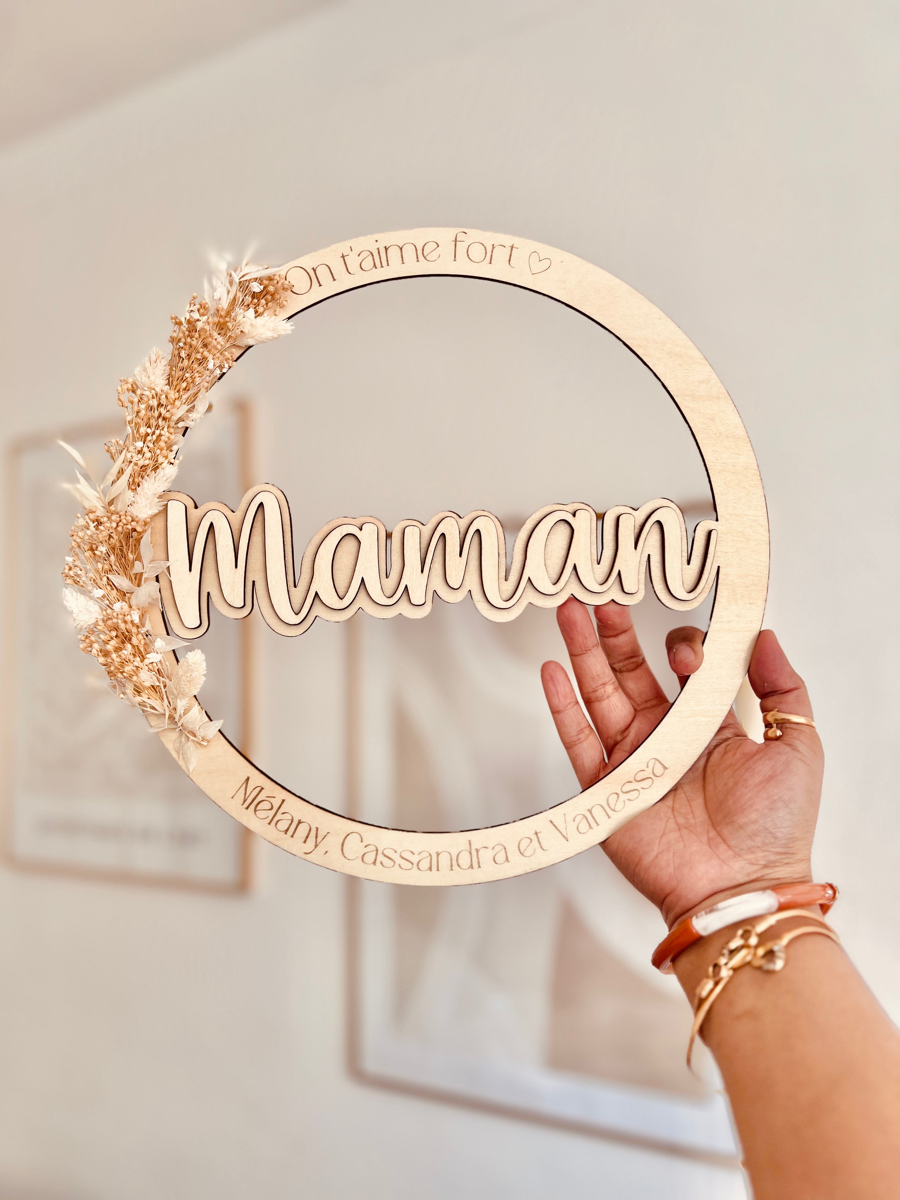 Couronne de fleurs séchées en bois personnalisée